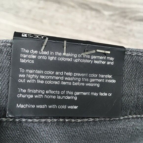 $148 JOE’S CUT OFF DENIM EASTON SHORT NWT - Picture 5 of 14